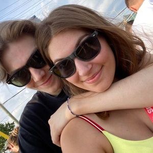 Meet your Posher, Zara